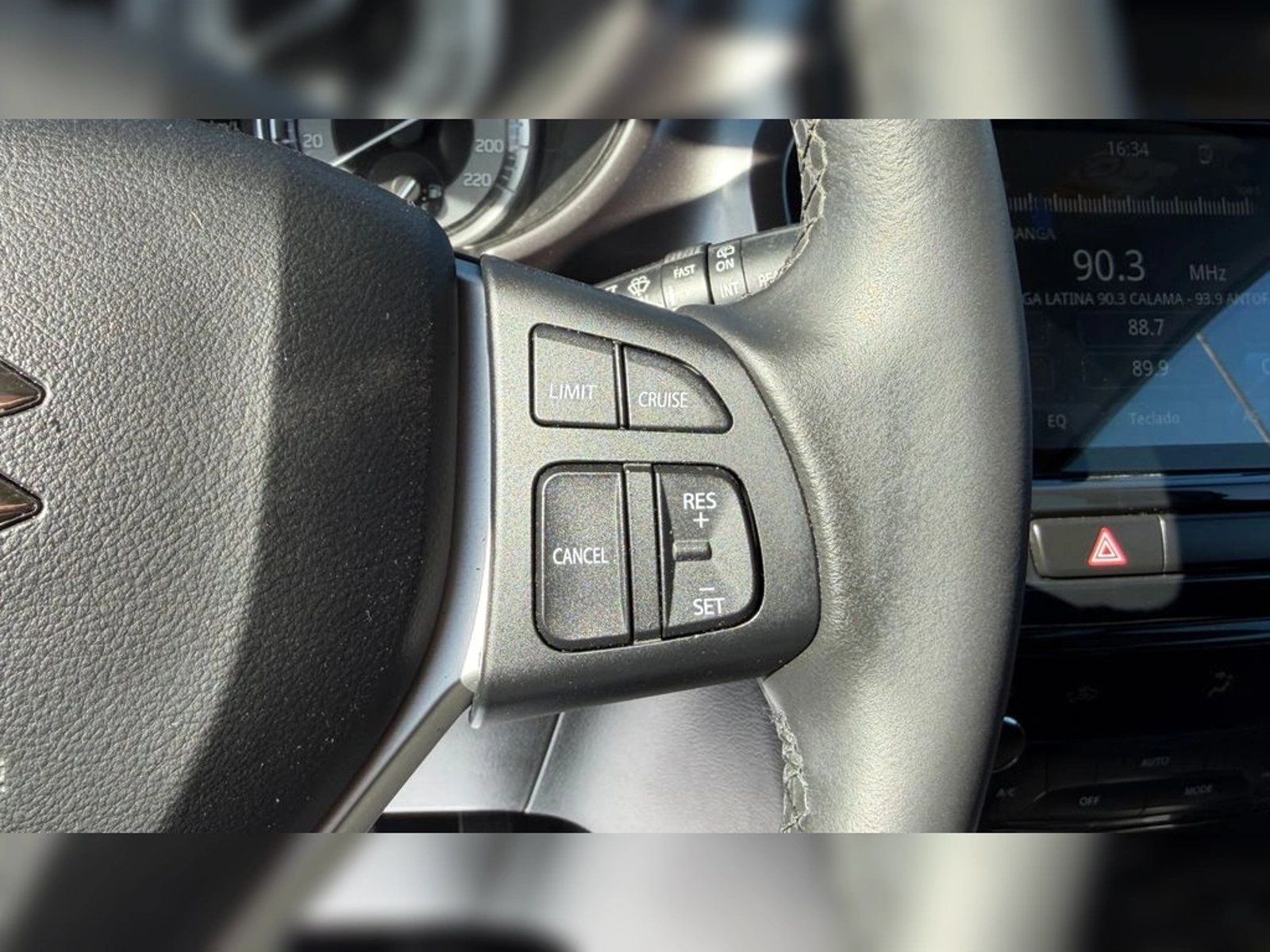 SUZUKI VITARA GLS 4X2 MT 2023 - Imagen 10 de 16