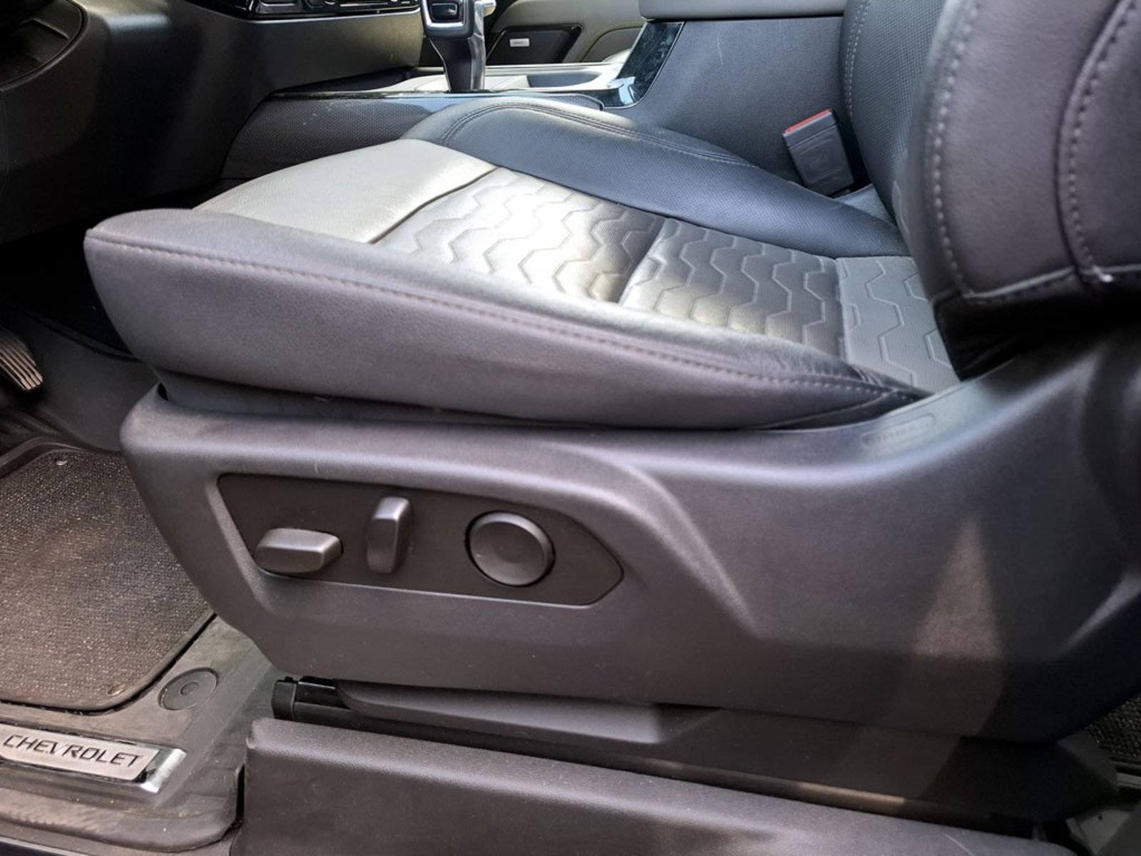CHEVROLET SILVERADO ZR2 6.2 4X4 AUT 2024 - Imagen 20 de 20