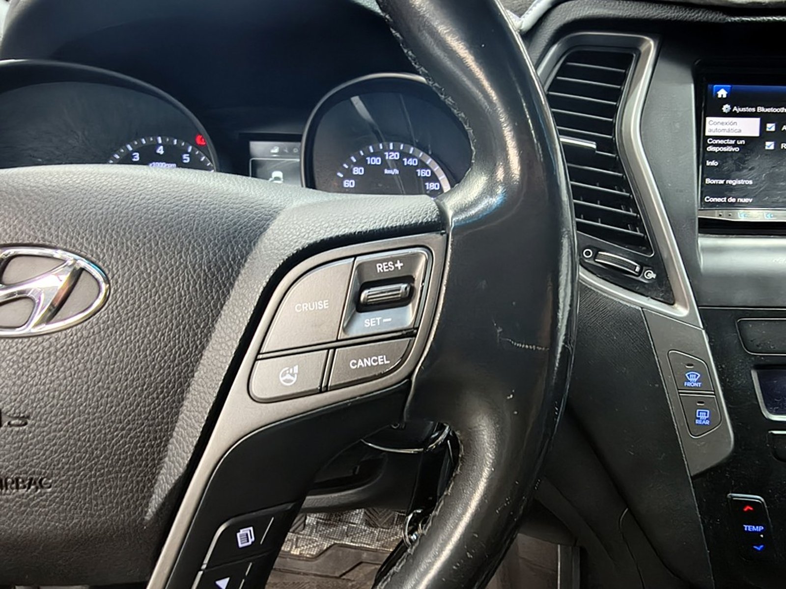 HYUNDAI SANTA FE 2.4 GLS 2018 - Imagen 14 de 20