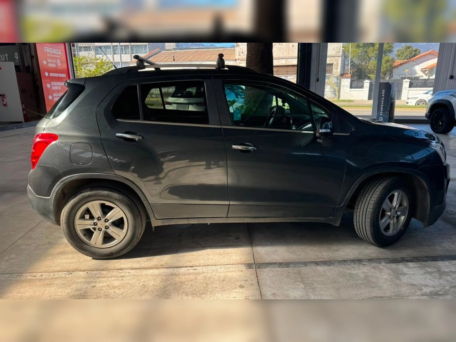 Chevrolet TRACKER 1.8 LT MT 2017 - Foto 3 de 7