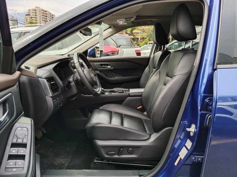 Nissan X-TRAIL 2.5 2023 - Imagen 14 de 20