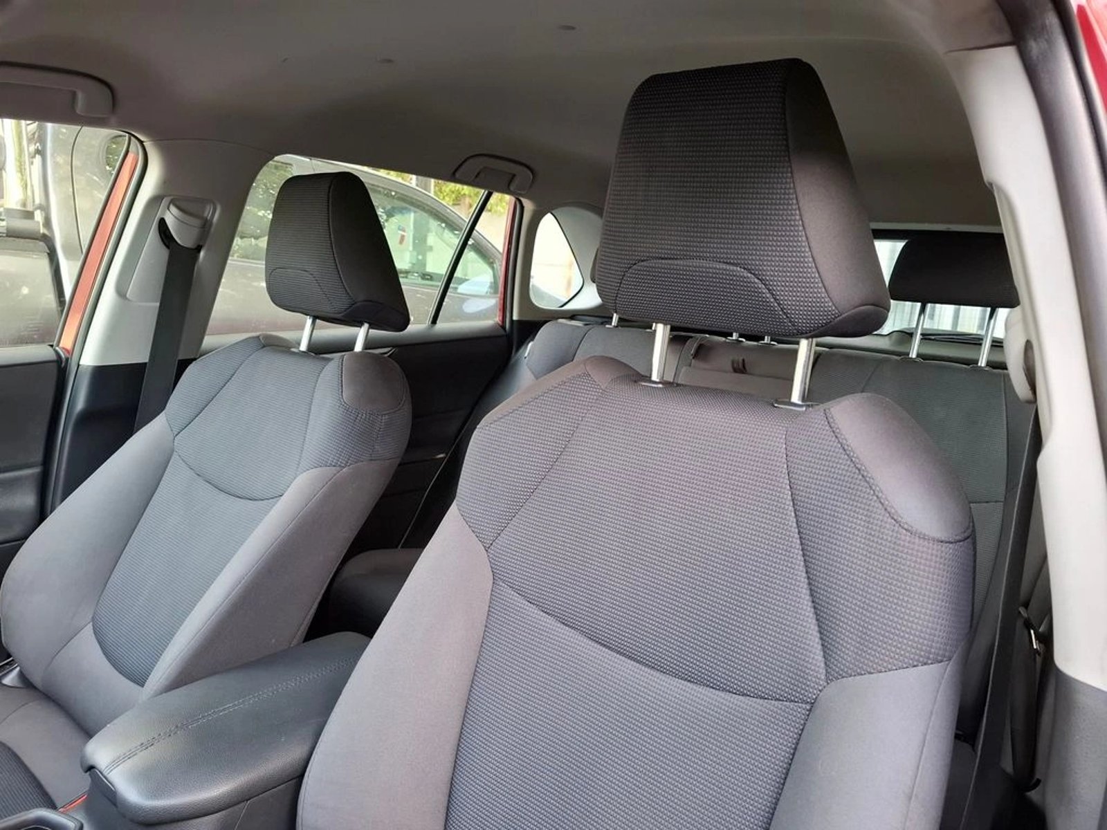 TOYOTA RAV4 2.0 LE 4X2 MT 5P 2021 - Imagen 18 de 20