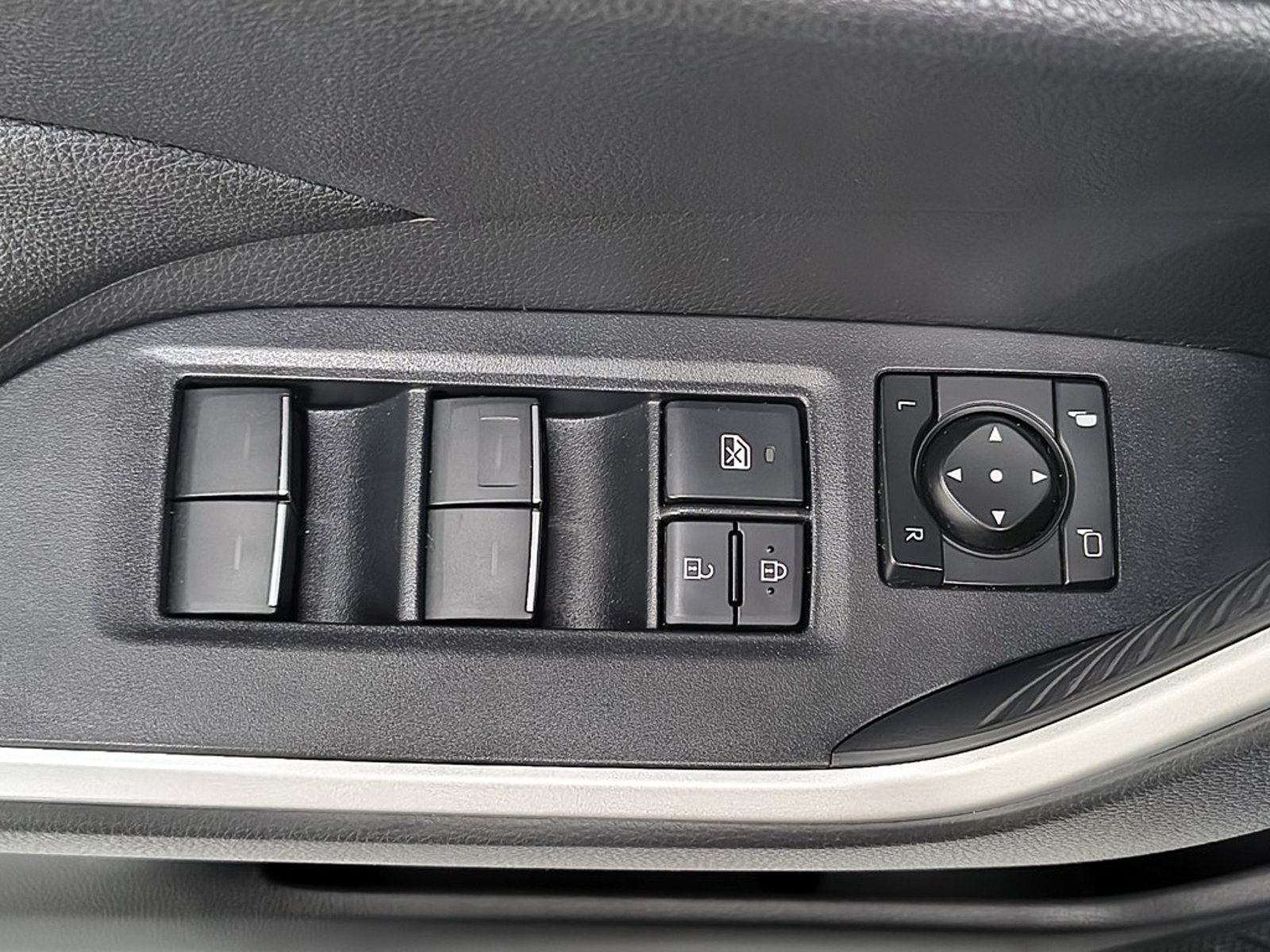 Toyota RAV4 HEV 2.5 AUT 2026 - Imagen 10 de 20