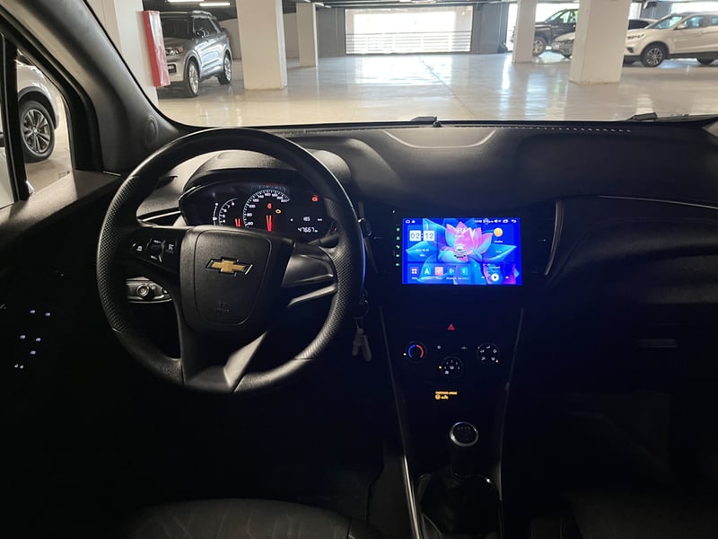 Chevrolet TRACKER 1.8 LS MT 2020 - Imagen 12 de 20