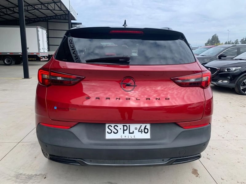Opel GRANDLAND 1.2T GS LINE MT 2023 - Imagen 6 de 10