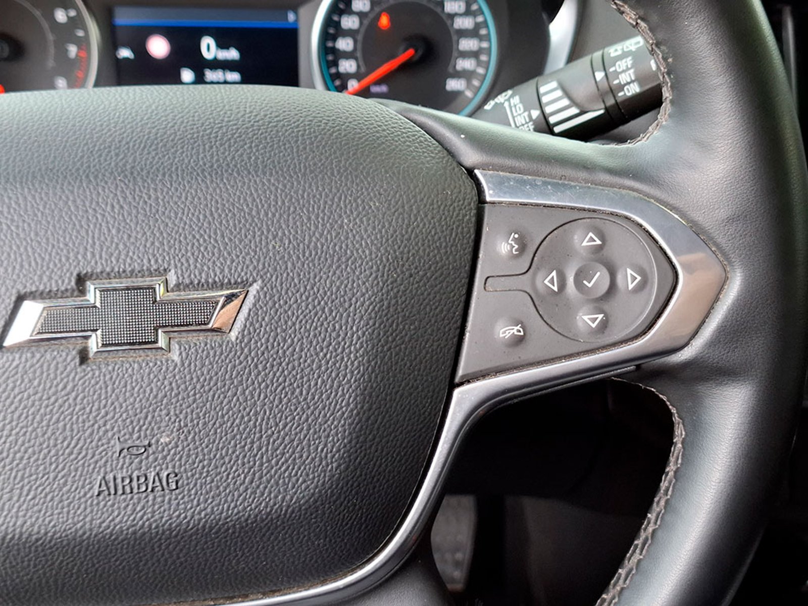 CHEVROLET TRAVERSE 3.6L LT AWD AT 5P 2024 - Imagen 12 de 20