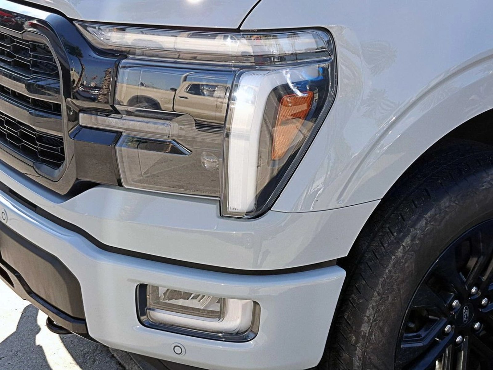 Ford F-150 LARIAT SPORT 4X4 AUT 2025 - Foto 5 de 20