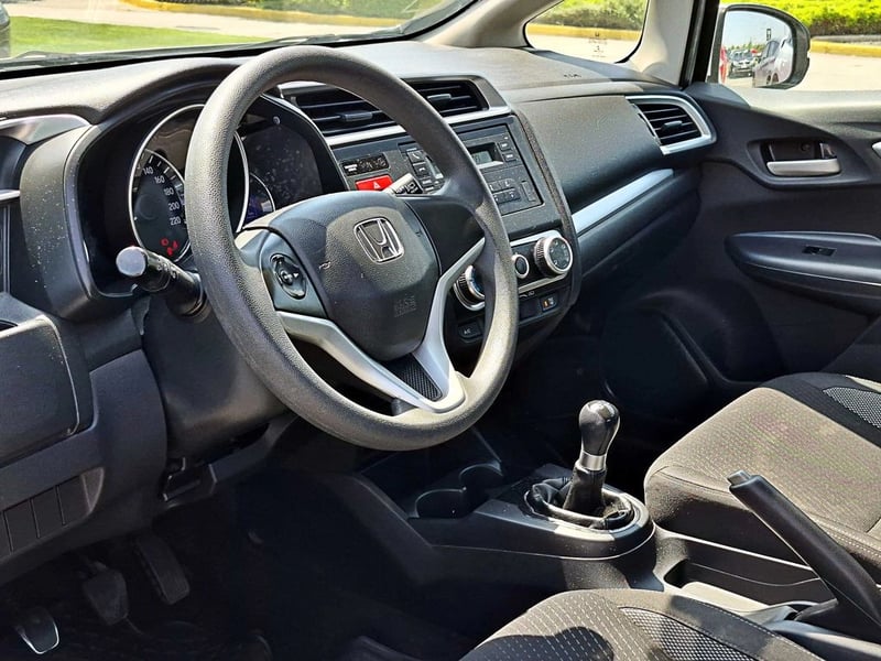 Honda WR-V 1.5 EX MT 2017 - Imagen 6 de 14