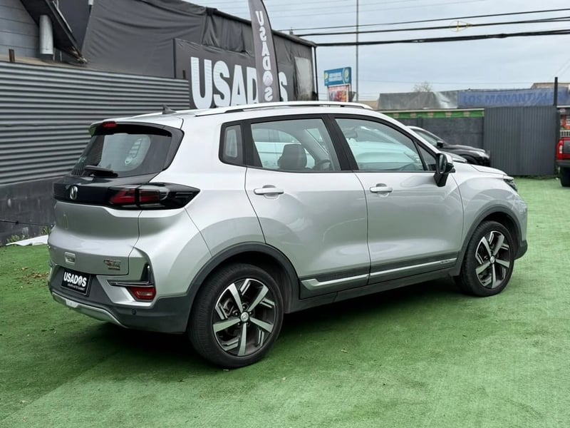 Changan NEW CS15 1.5 COMFORT MT 2023 - Imagen 7 de 11