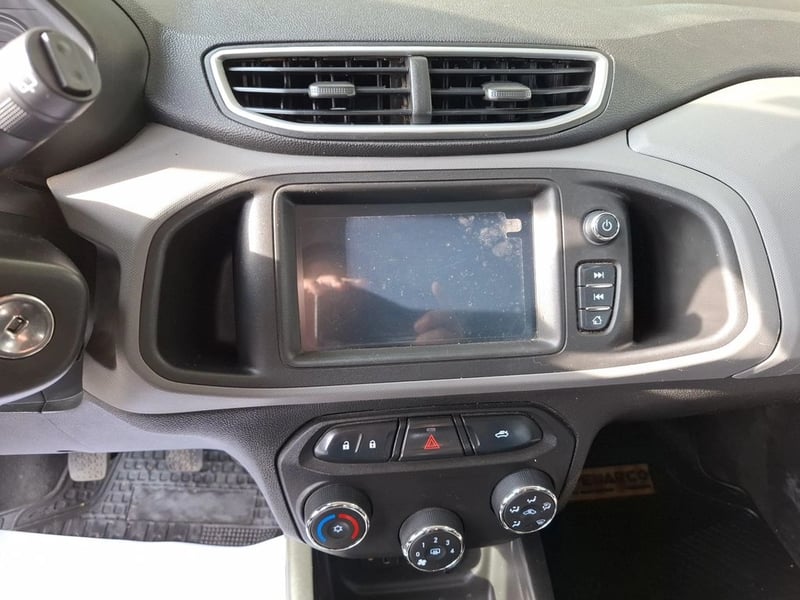 Chevrolet ONIX 1.4 LT 4X2 HB MT 5P 2019 - Imagen 14 de 17