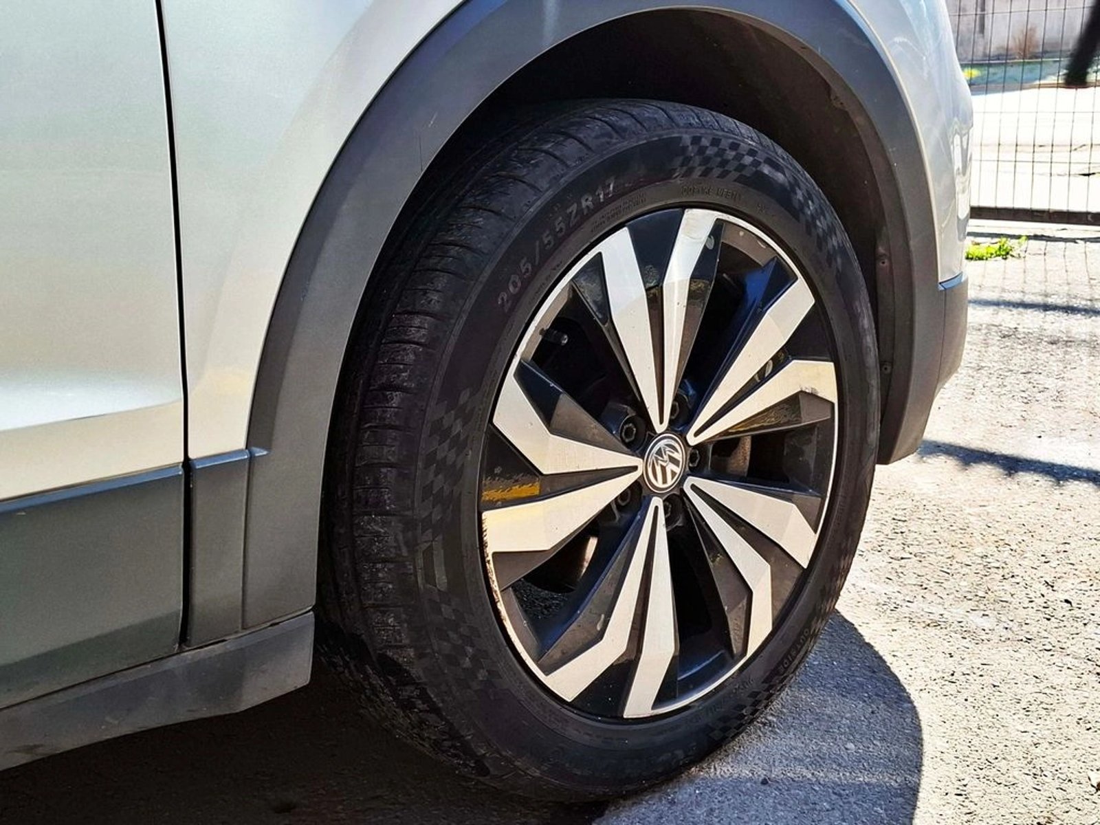 Volkswagen T-CROSS 1.0 TSI COMFORTLINE AT 2021 - Imagen 7 de 20