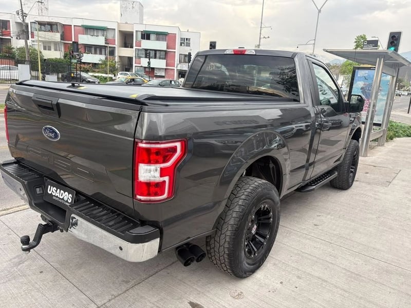Ford F-150 3.3 CC XLT AT 2020 - Imagen 4 de 10