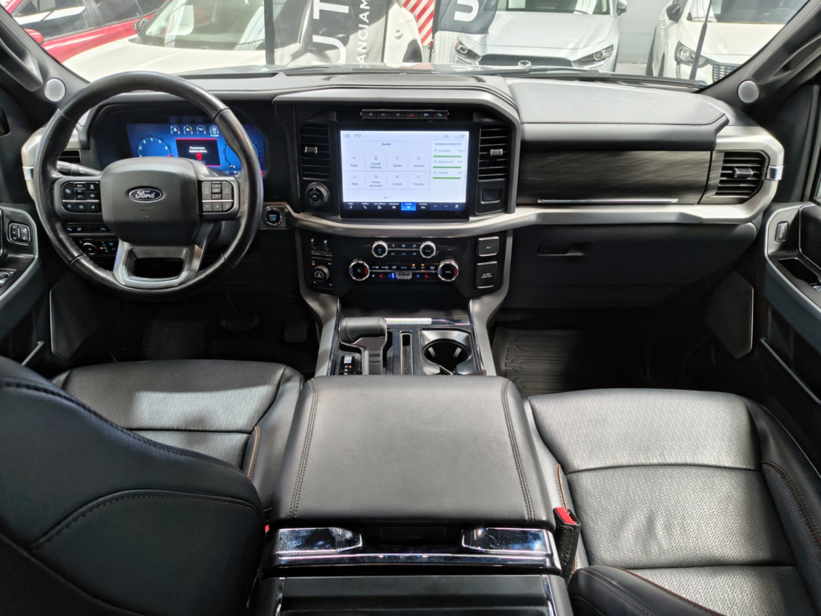 FORD F-150 5.0 LARIAT LUXURY CC DOB. CAB. 4X4 AT 4P 2025 - Imagen 18 de 20