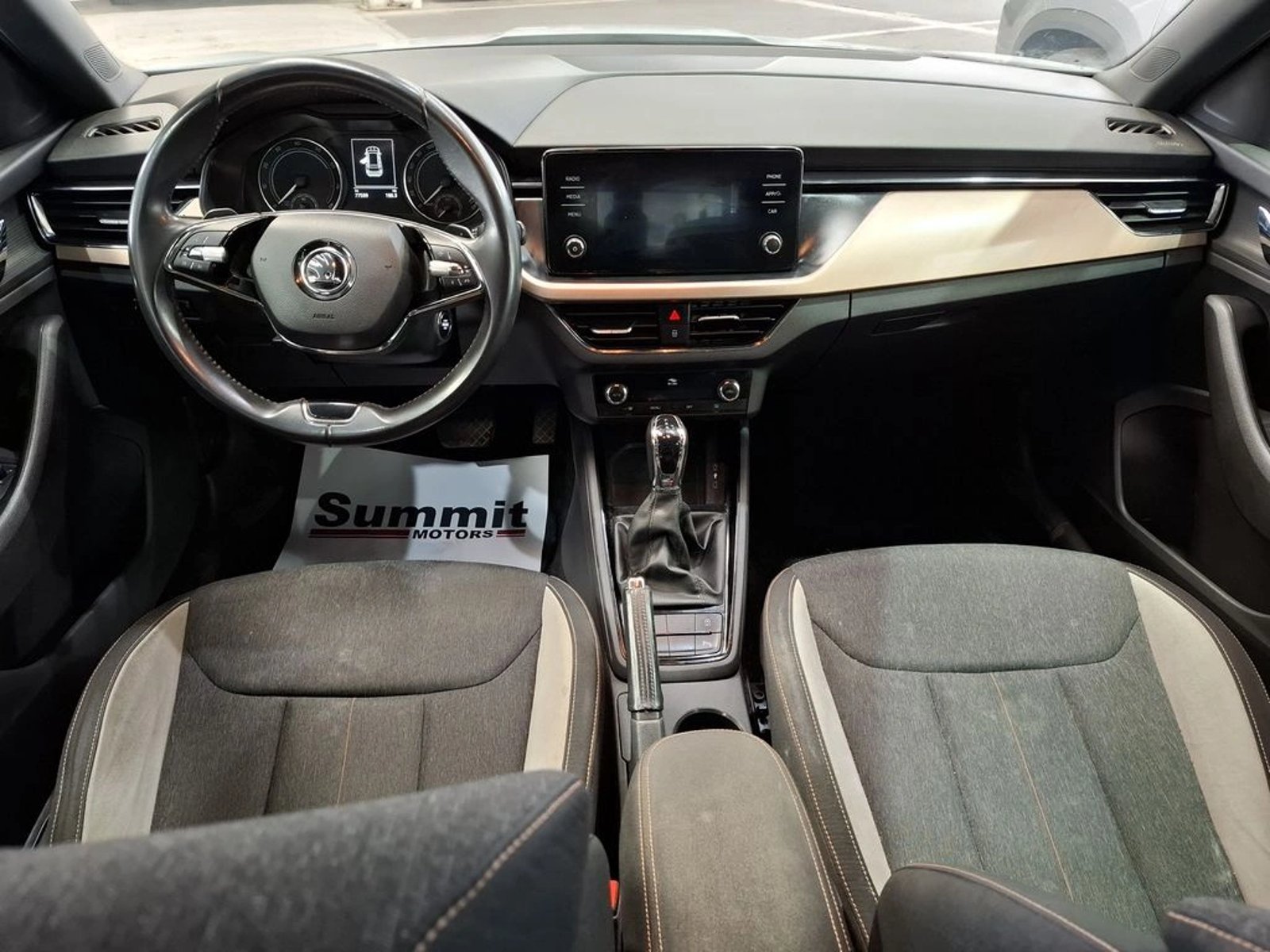 Skoda KAMIQ 1.5 TSI STYLE 4X2 AT 5P 2022 - Imagen 14 de 20
