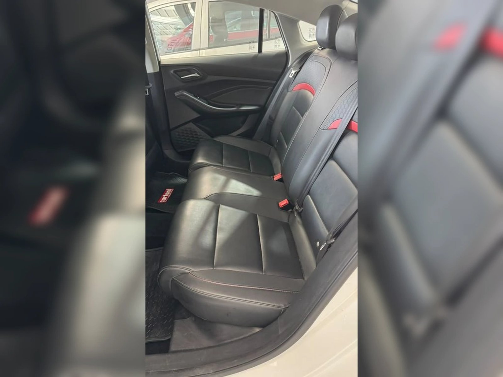 MG GT 1.5 COM MT6 2023 - Imagen 9 de 9