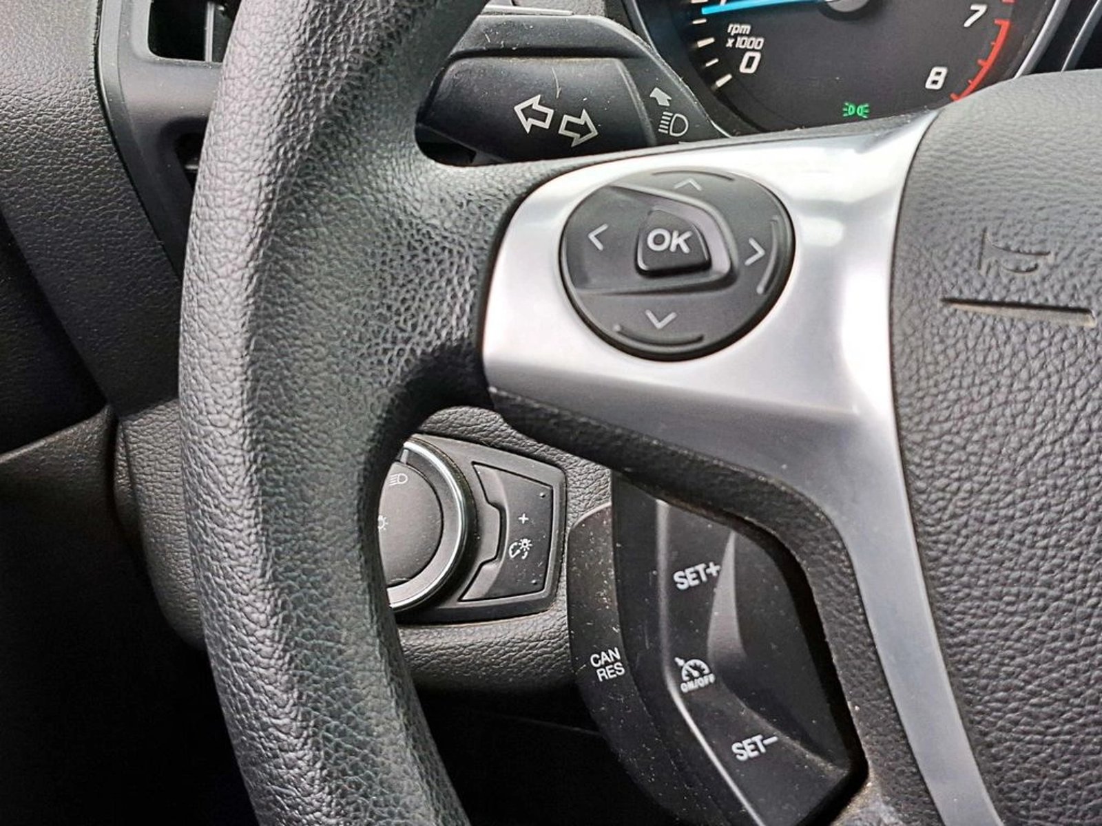 Ford ESCAPE S 2.5 AT 2015 - Imagen 13 de 17