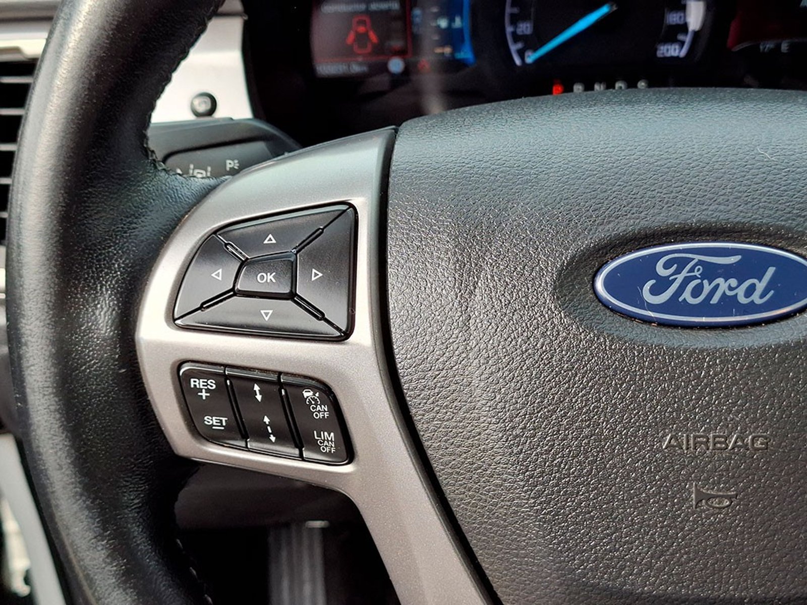 Ford RANGER LIMITED 3.2 4X4 DIESEL AT 4P 2023 - Imagen 12 de 20