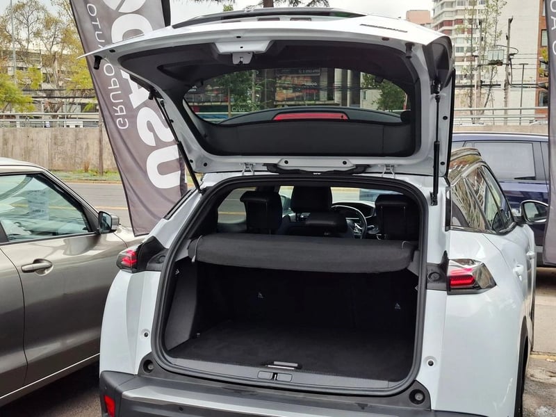 Peugeot 2008 4X2 1.2 AUT HIBRIDO 2025 - Imagen 7 de 20