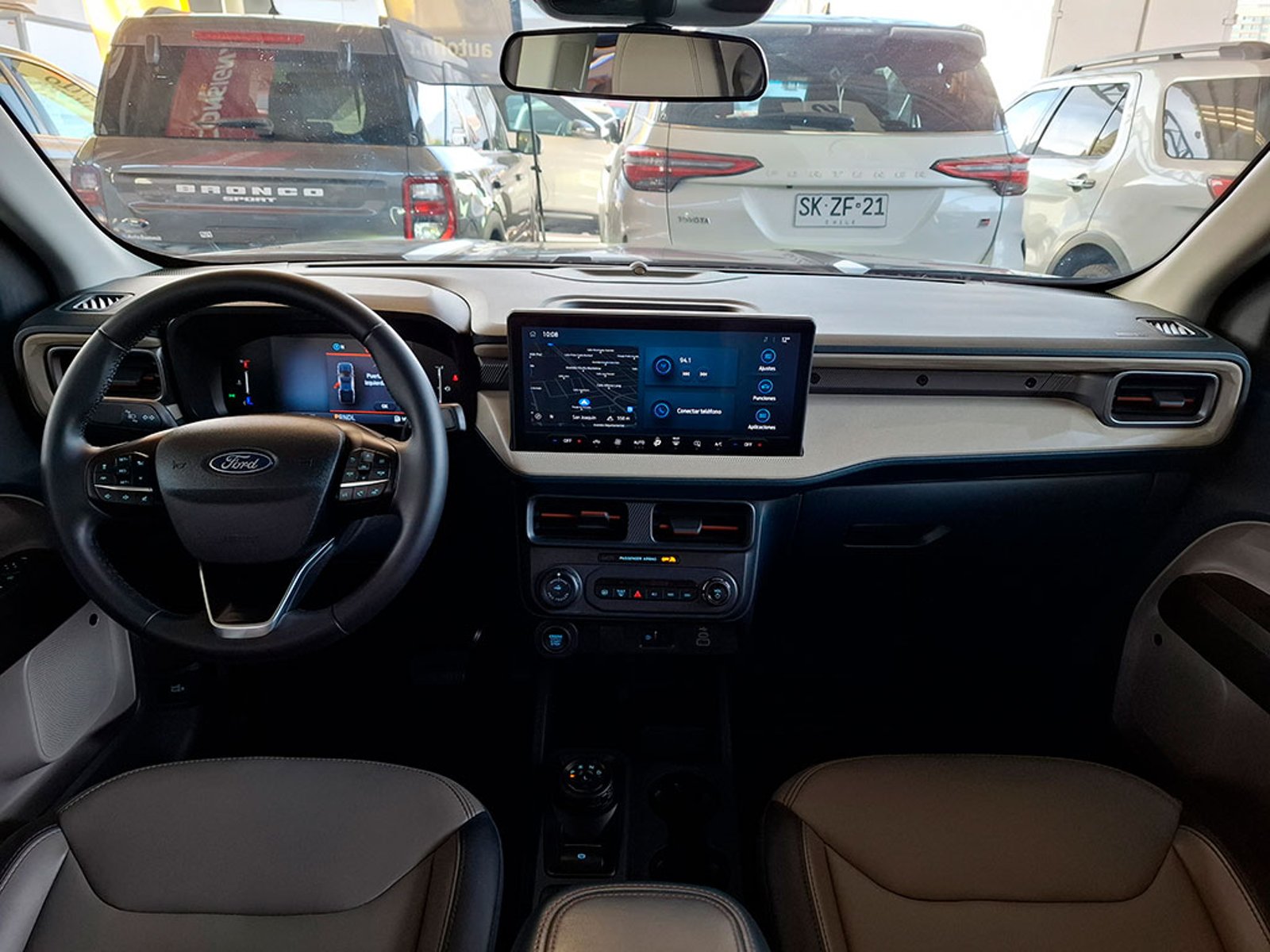 FORD MAVERICK 2.5 LARIAT FHEV AT 4X4 2025 - Imagen 10 de 20