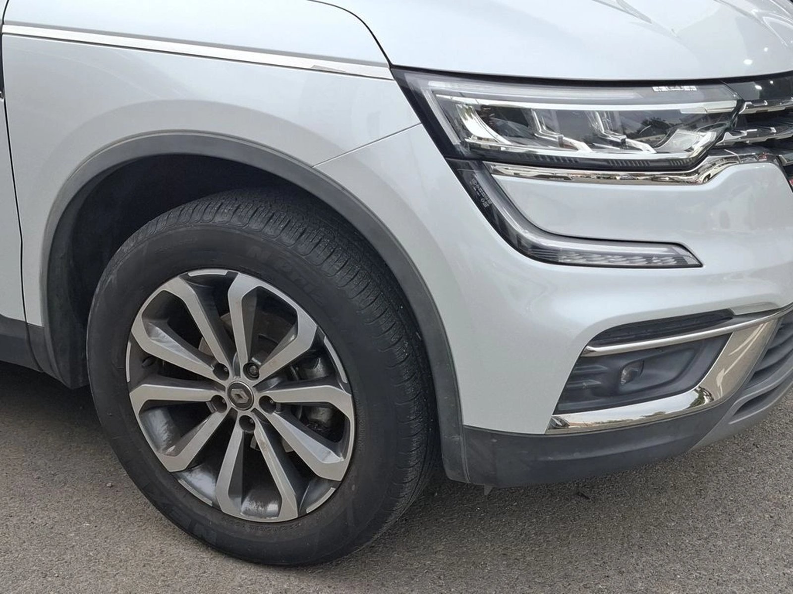 Renault KOLEOS 2.5 ZEN 2WD AT 5P 2023 - Imagen 5 de 20