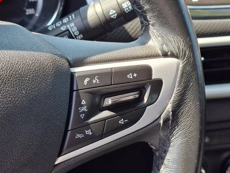 Chevrolet TRACKER 1.2 LTZ MT 2021 - Imagen 15 de 18