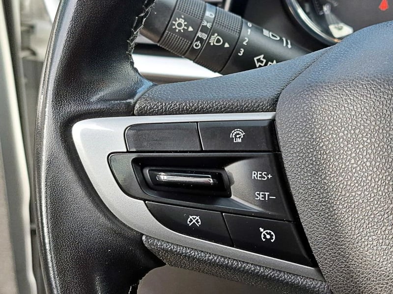 Chevrolet MONTANA 1.2 PREMIER AT 2023 - Imagen 13 de 18
