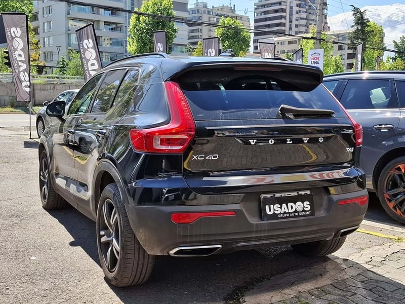 Volvo XC40 2.0 2020 - Imagen 10 de 20