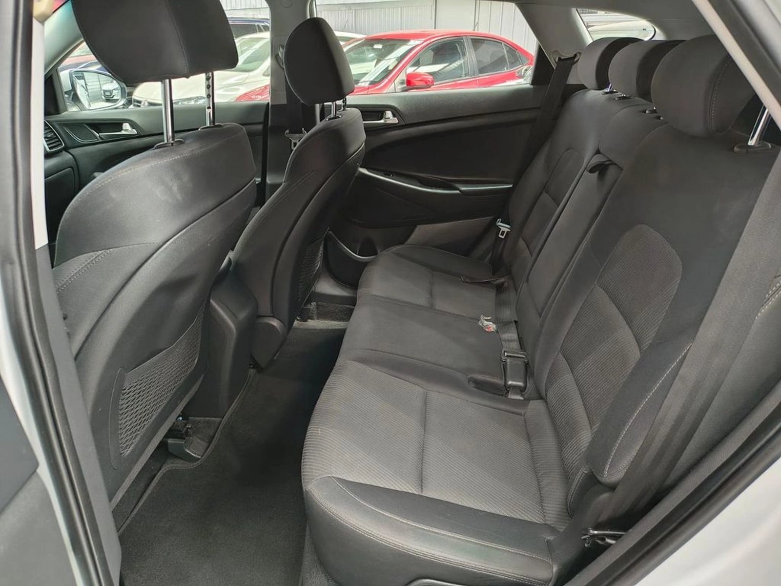 HYUNDAI TUCSON 2.0 PLUS 2WD MT 5P 2019 - Imagen 10 de 20