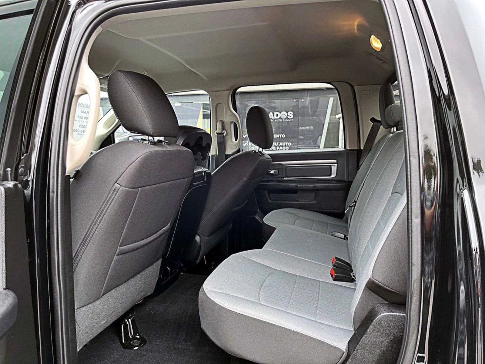 RAM 1500 3.6 CREW CAB SLT AT 4X4 2023 - Imagen 11 de 17