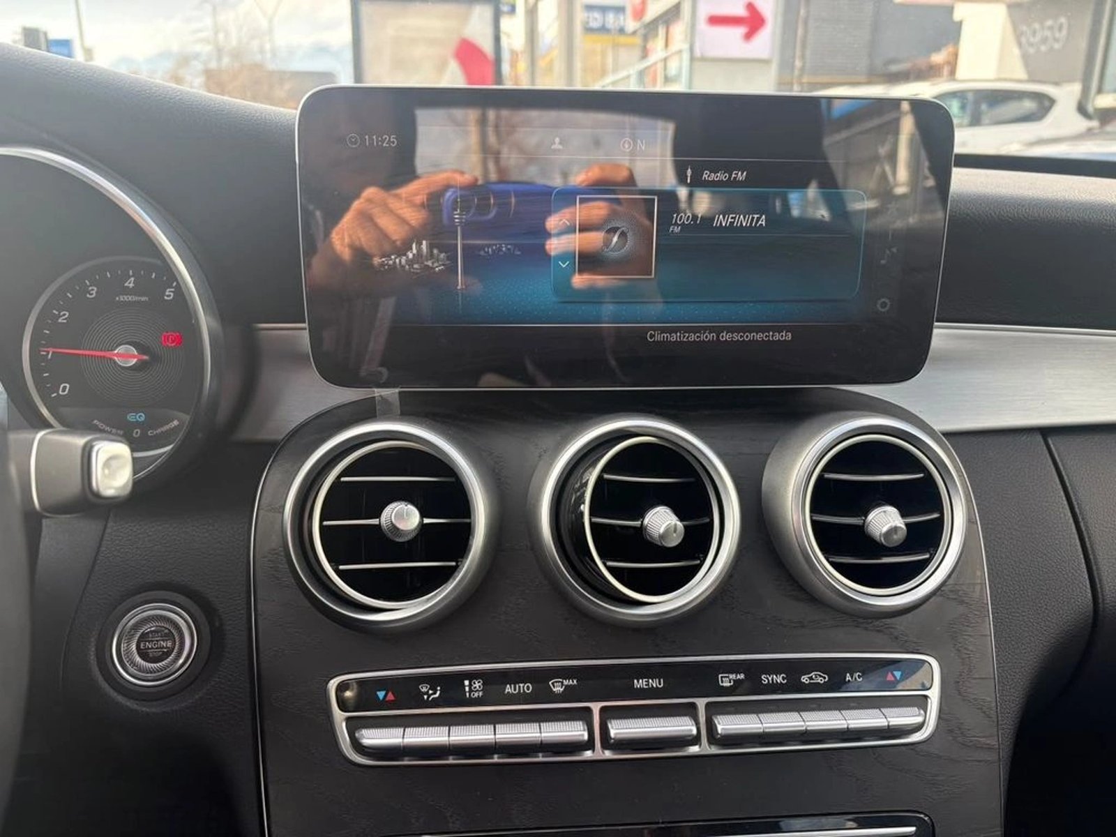 Mercedes-Benz 200 1.5 FL 4X2 AT 4P 2019 - Imagen 9 de 12