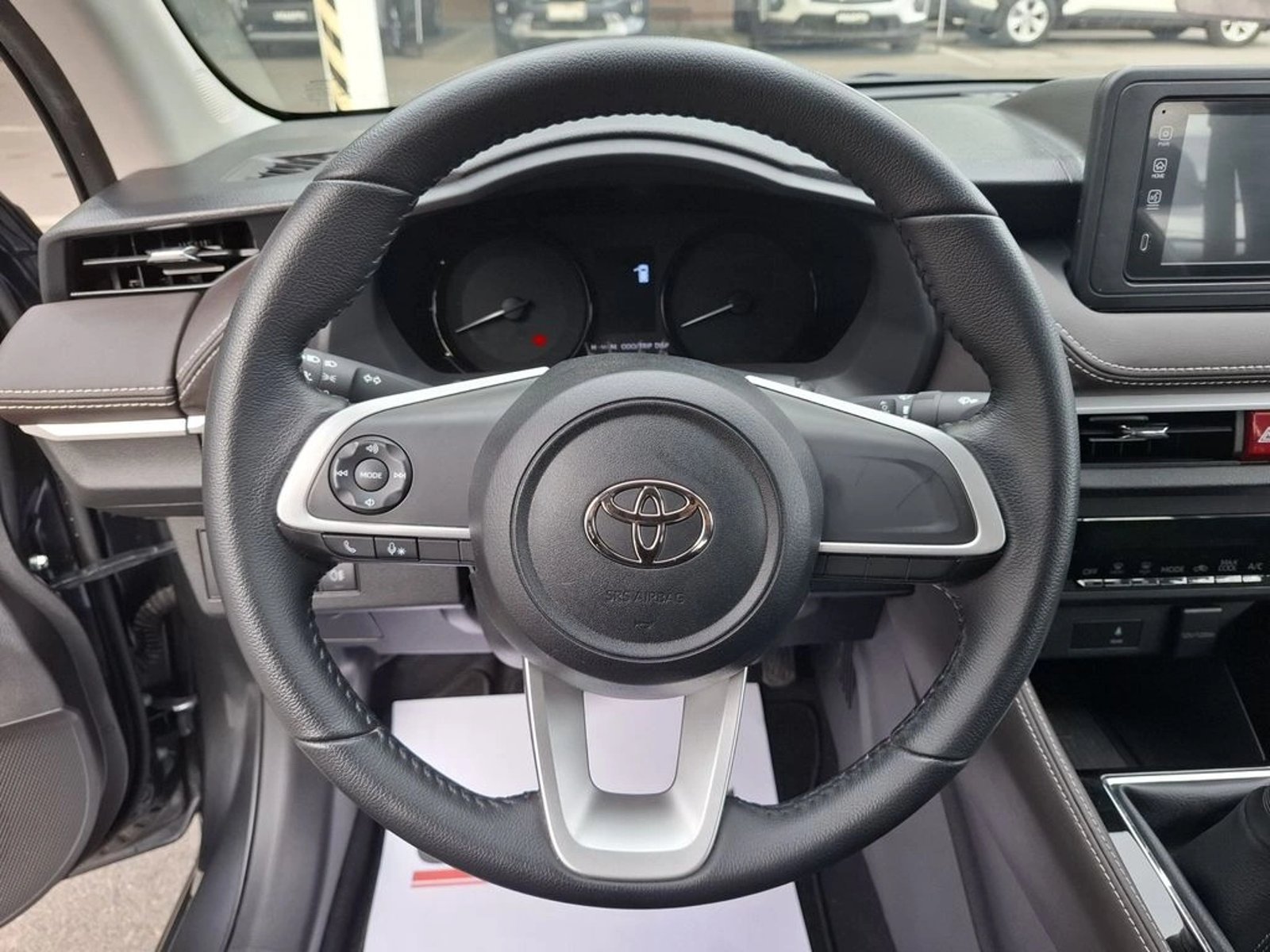 Toyota YARIS E MT 2026 - Imagen 15 de 20
