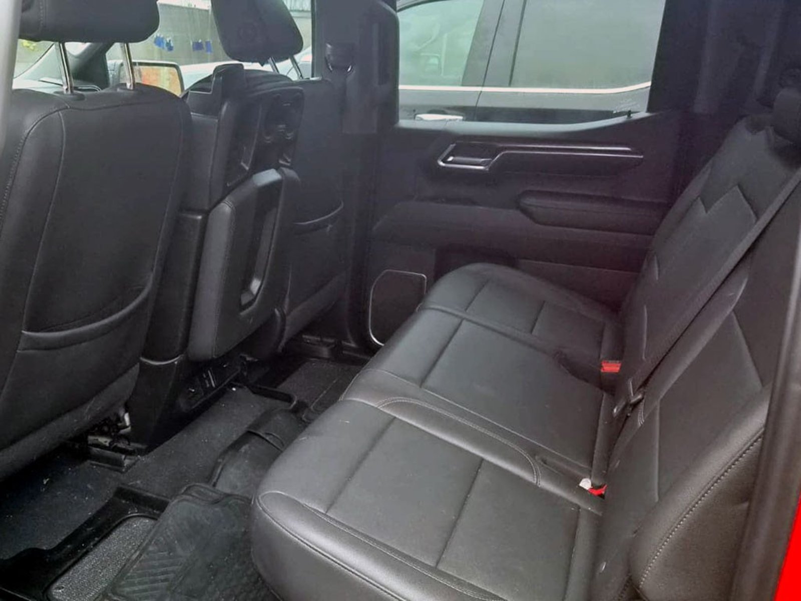 Chevrolet SILVERADO 5.3L LT TB AT 4WD 2024 - Imagen 9 de 9