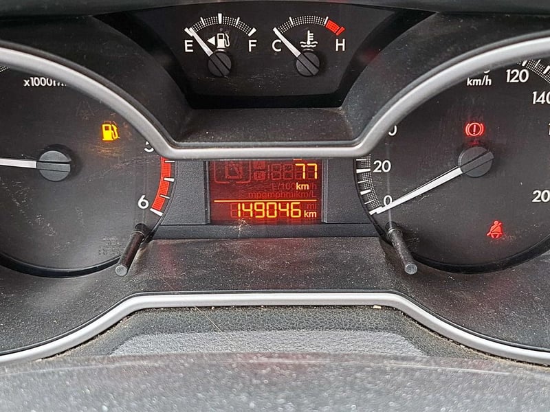 Mazda BT-50 2.2  MT 4X2 DIESEL 2019 - Imagen 10 de 12