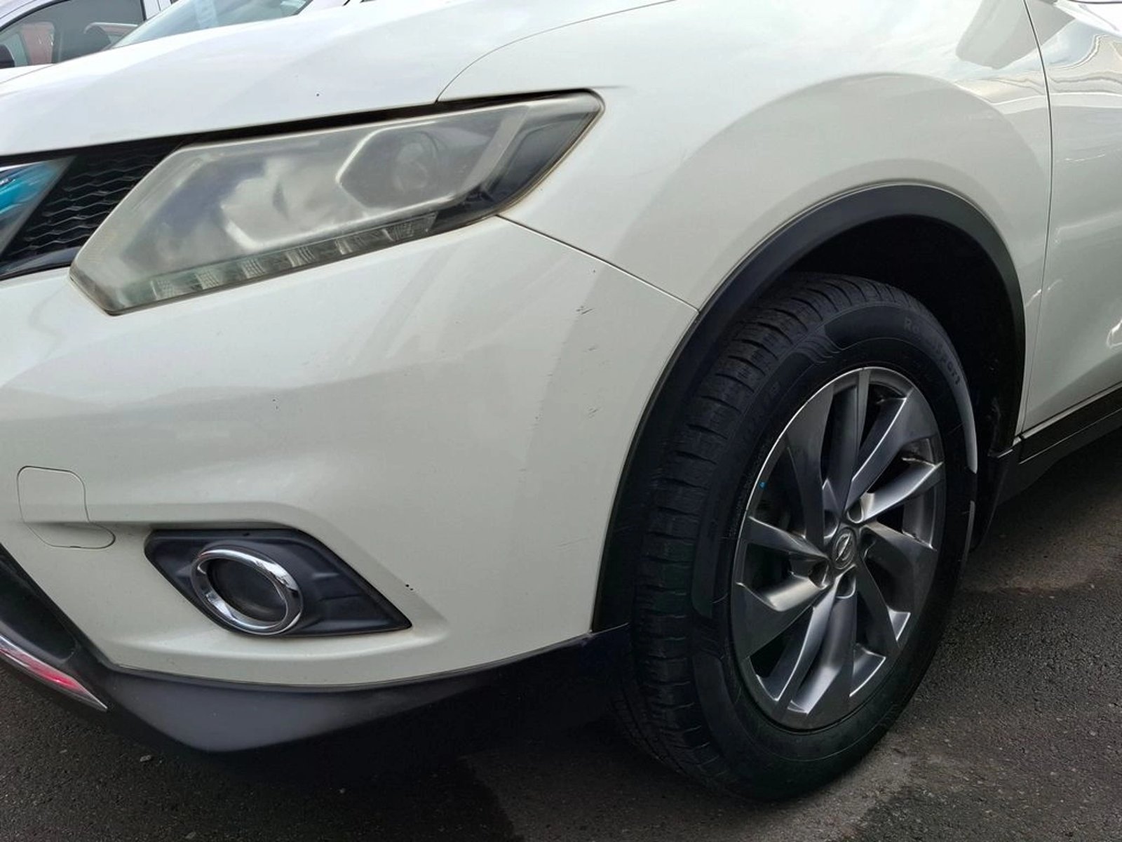 Nissan X-TRAIL 2.5 EXCLUSIVE CVT AT 4X4 2018 - Foto 4 de 19