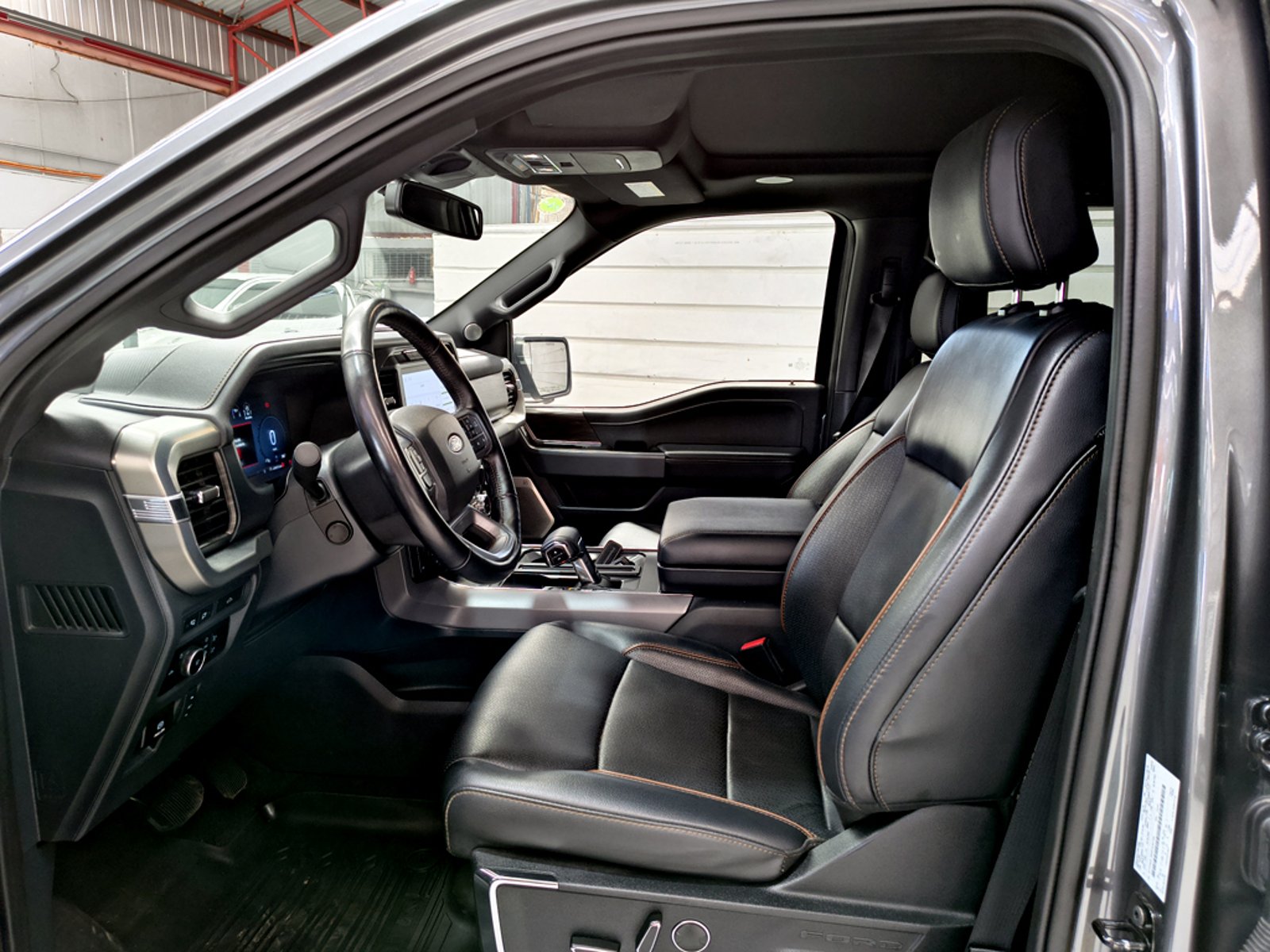 FORD F-150 5.0 LARIAT LUXURY CC DOB. CAB. 4X4 AT 4P 2025 - Imagen 11 de 20