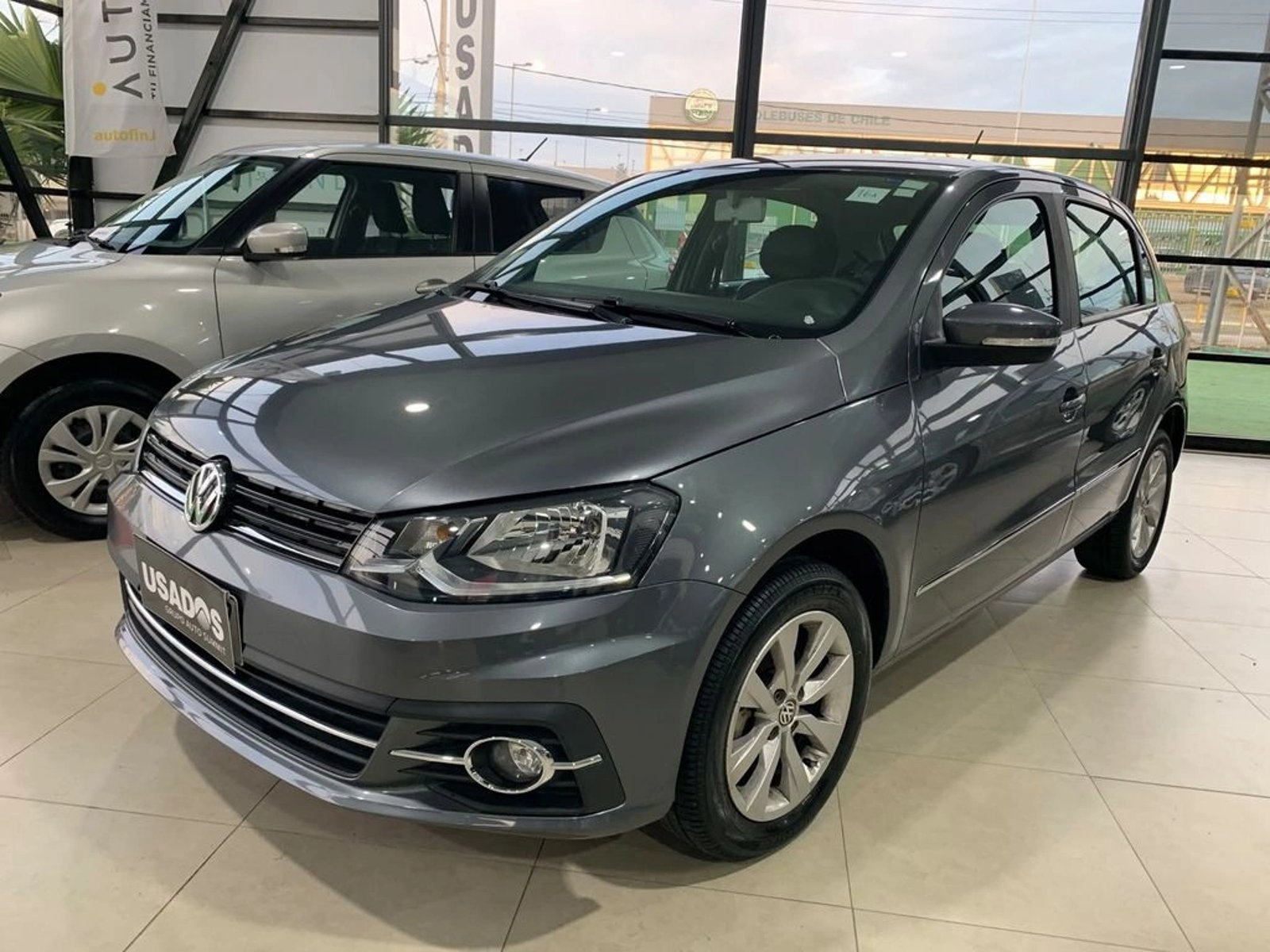 Volkswagen GOL TRENDLINE 2018 - Foto 2 de 9