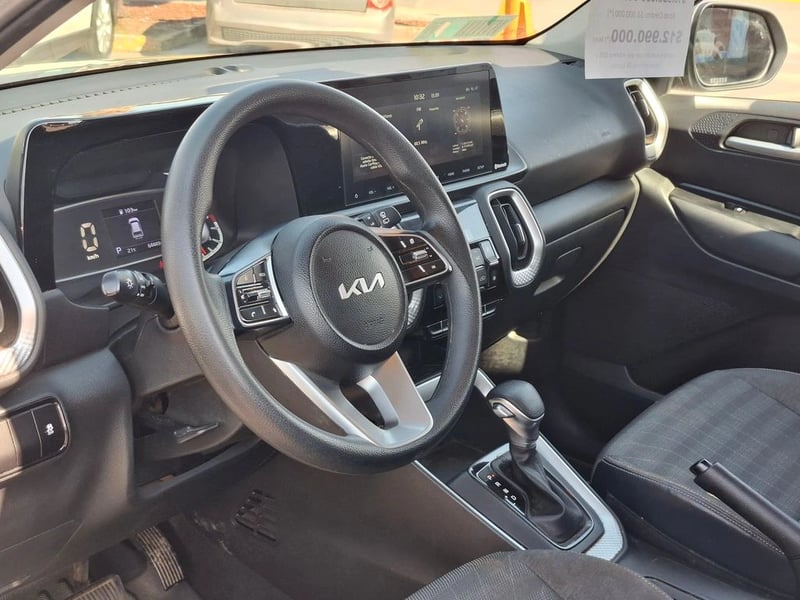Kia SONET 1.5 EX IVT FULL PLUS AT 2023 - Imagen 9 de 18
