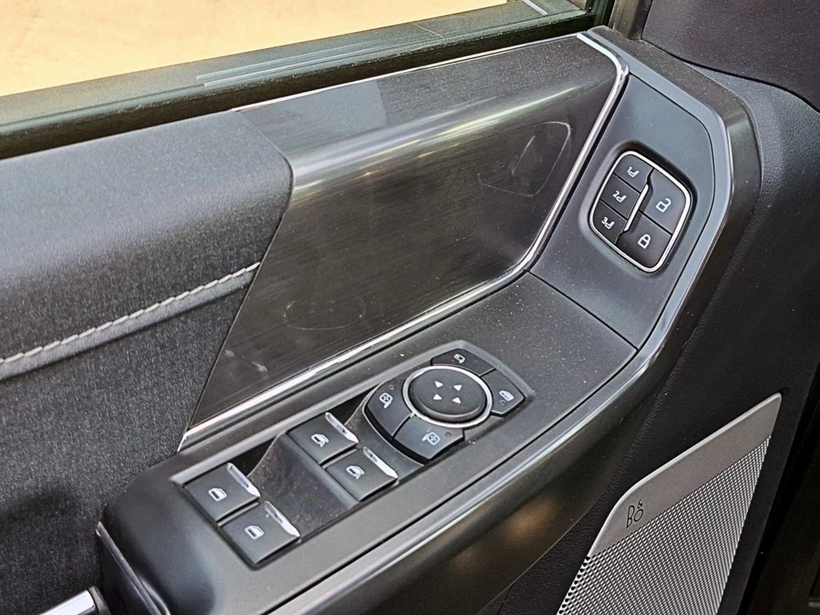 FORD F-150 LARIAT SPORT 4X4 AUT 2025 - Imagen 11 de 20