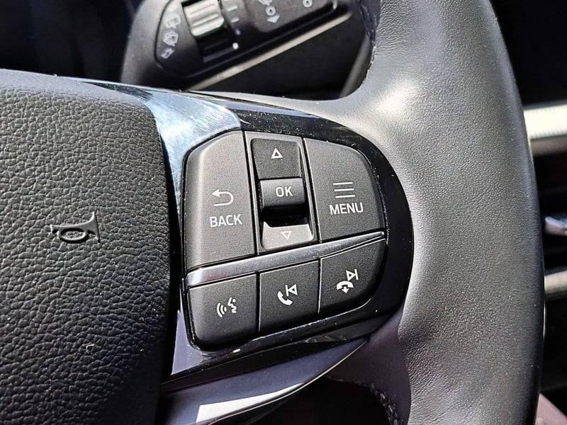 Ford EXPLORER 2.3 ECOBOOST PLATINUM 4WD AT 5P 2025 - Imagen 15 de 17