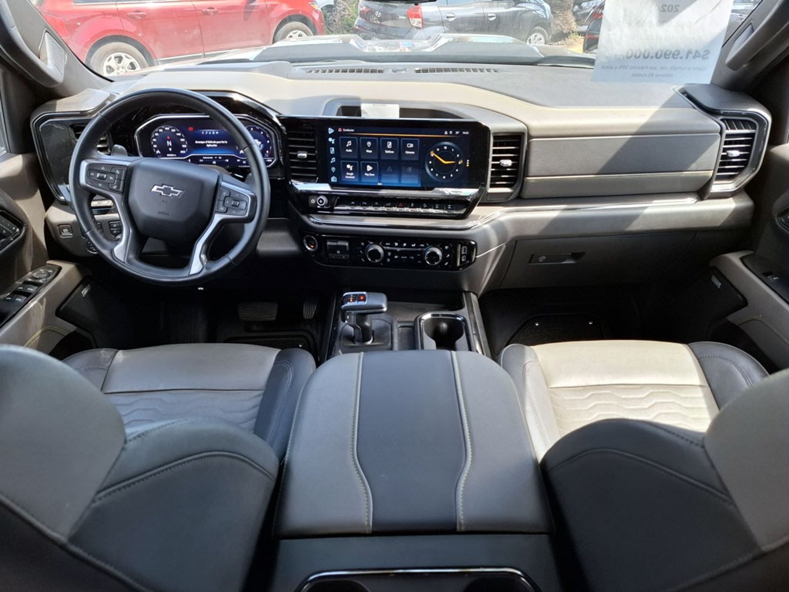 CHEVROLET SILVERADO ZR2 6.2 4X4 AUT 2024 - Imagen 12 de 20