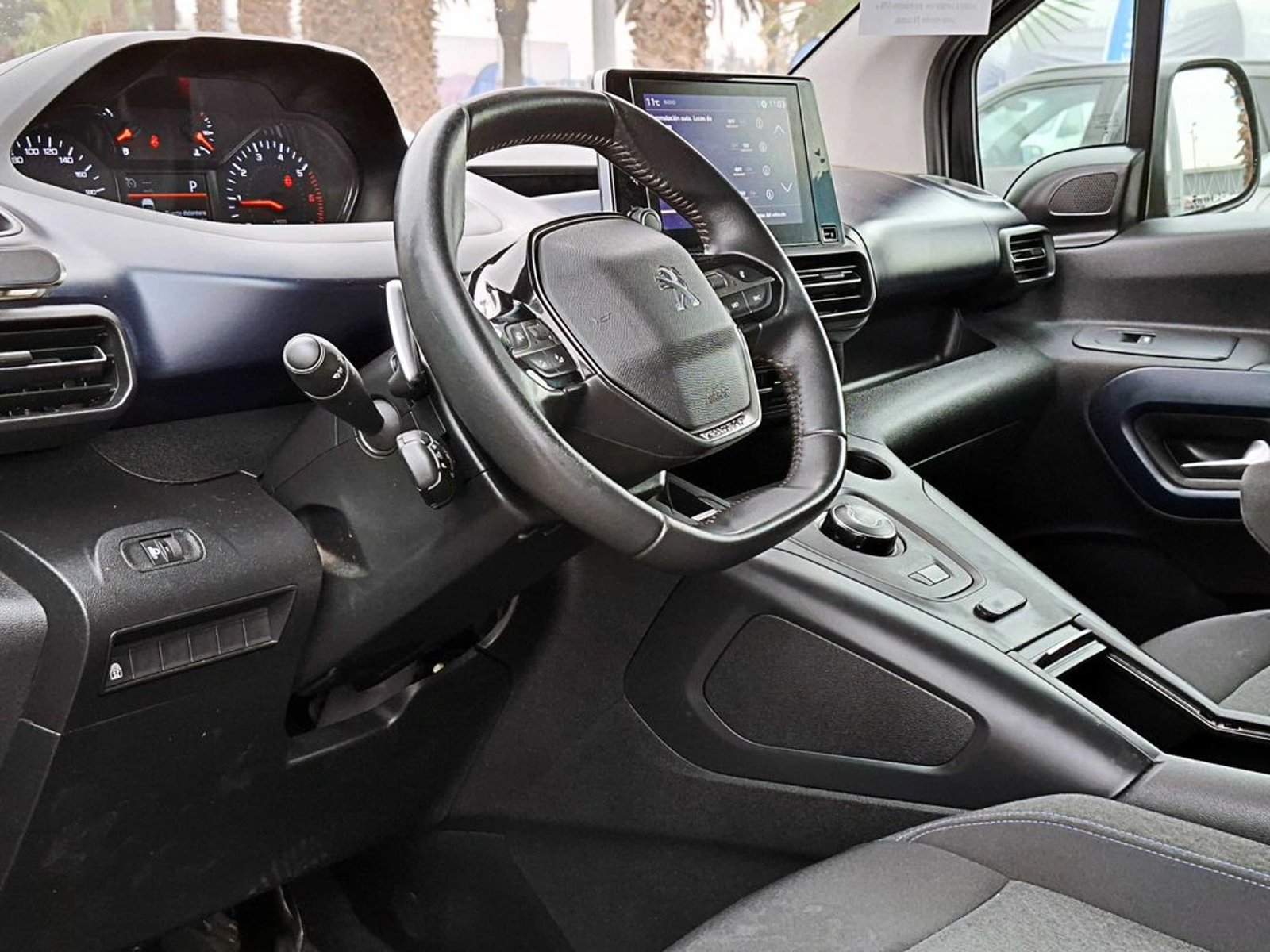 PEUGEOT RIFTER 1.5 BLUEHDI DIESEL 5P 2023 - Imagen 8 de 17