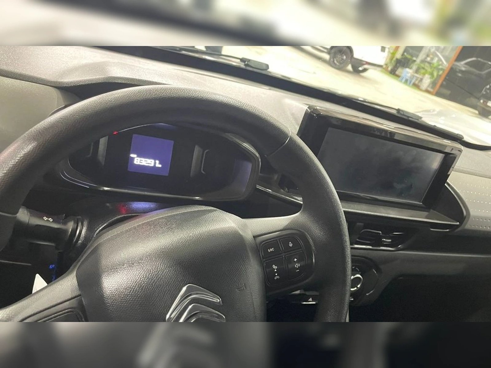 CITROEN C3 1.2 PURETECH LIVE 4X2 HB 82 BVM MT 5P 2023 - Imagen 7 de 9