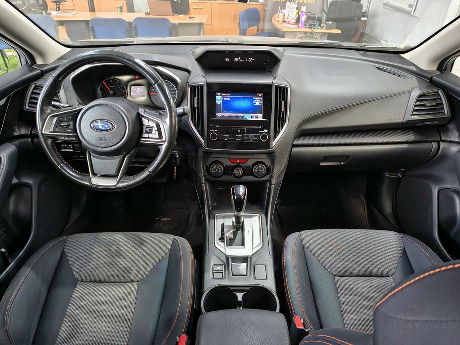 Subaru XV 2.0I CVT AWD 2018 - Imagen 18 de 20