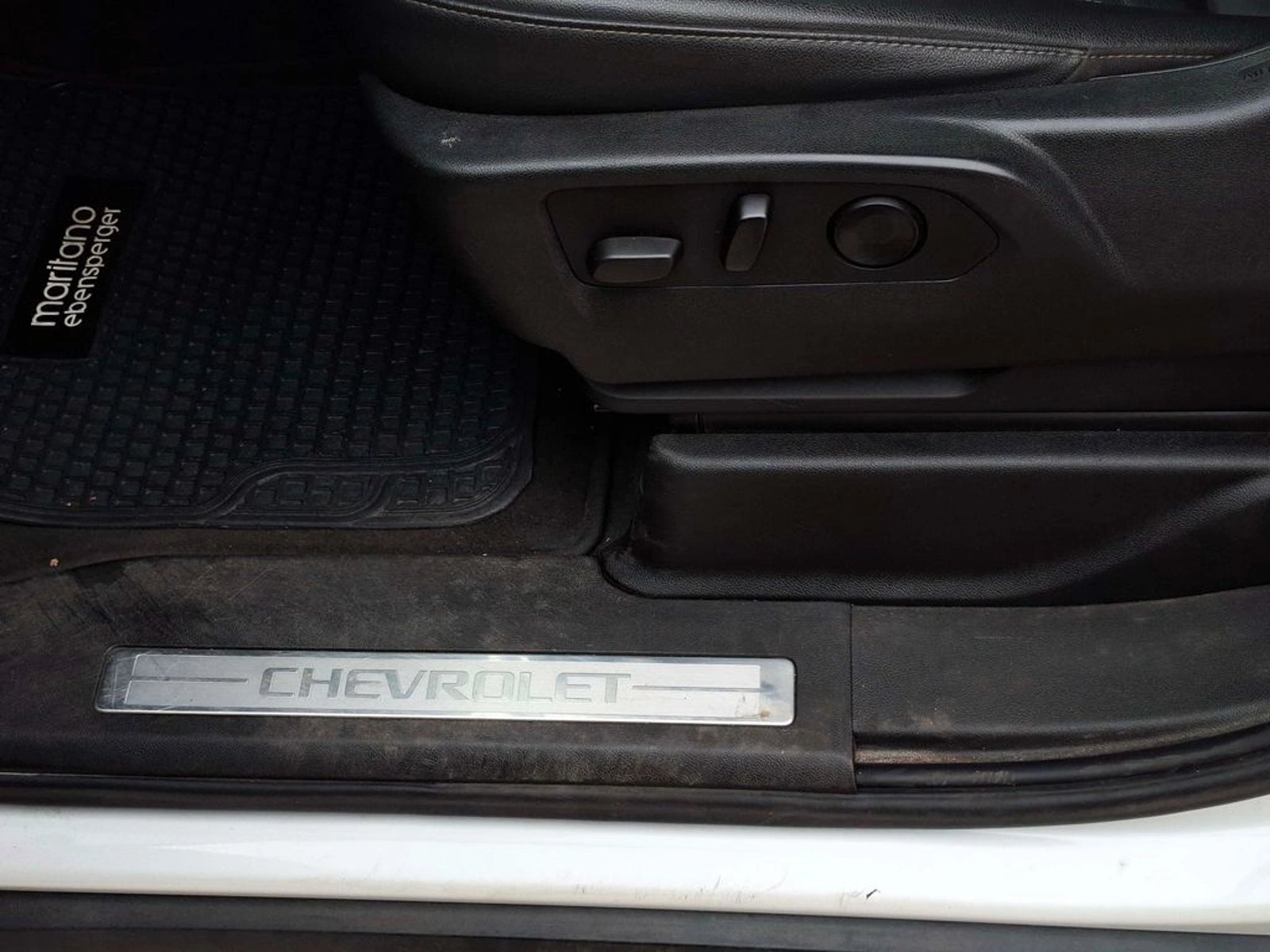Chevrolet TAHOE 5.3 Z71 AUT 4X4 2021 - Imagen 15 de 16