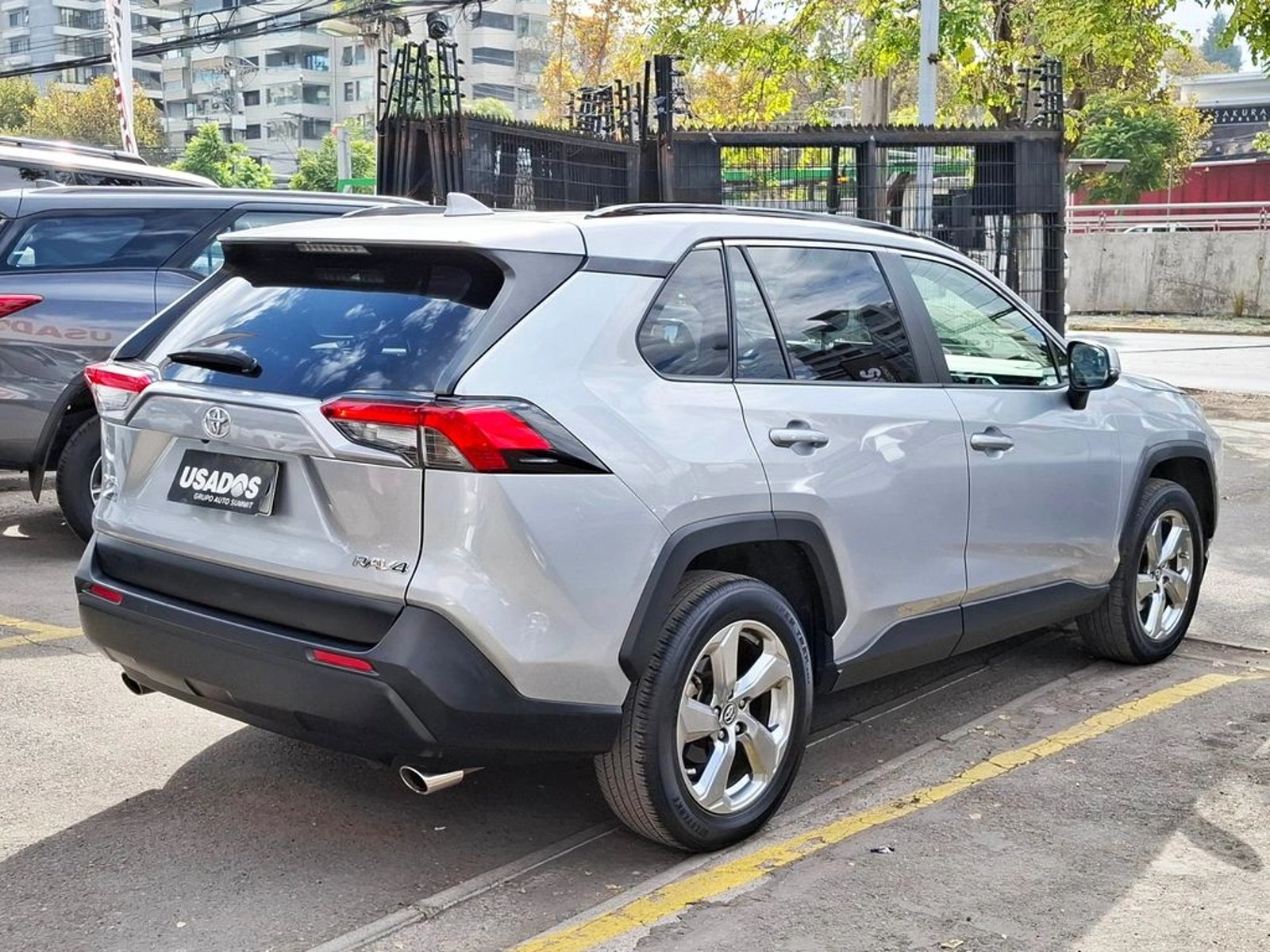 TOYOTA RAV4 2.0 XLE 4X2 AT 5P 2019 - Imagen 8 de 20