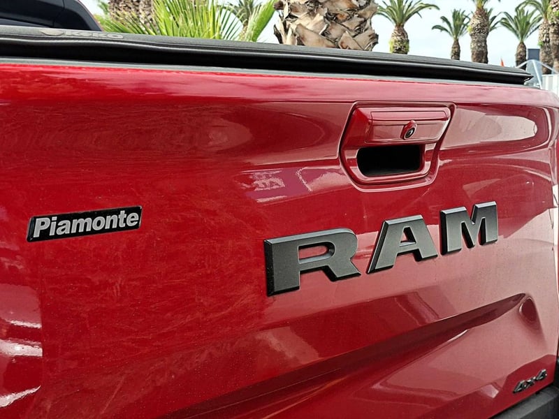 RAM RAMPAGE RT 4X4 2.0 AT 2024 - Imagen 4 de 16