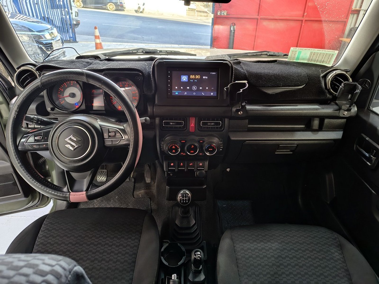 Suzuki JIMNY GLX 1.5 4X4 2020 - Imagen 15 de 19