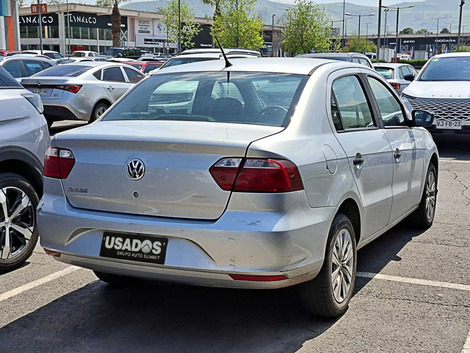 Volkswagen VOYAGE 1.6 TRENDLINE MT 2022 - Foto 4 de 16