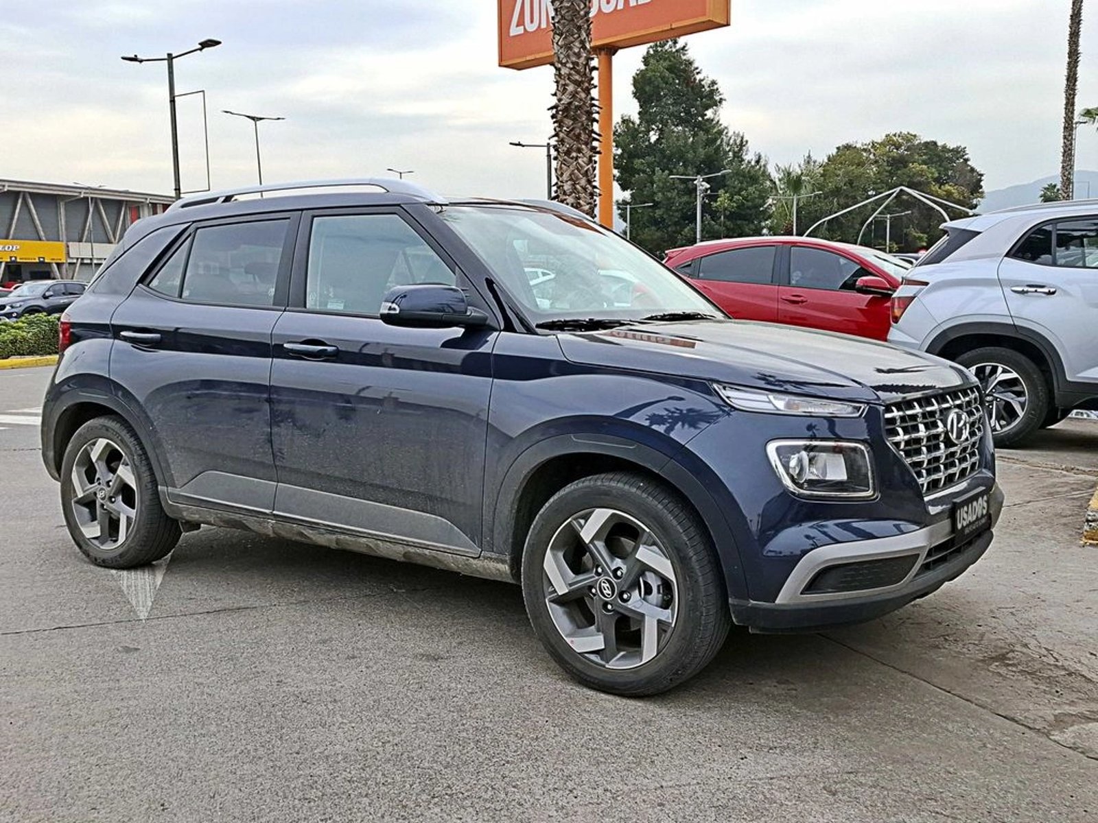 Hyundai VENUE 1.6 QX PLUS AUT 2025 - Imagen 4 de 11