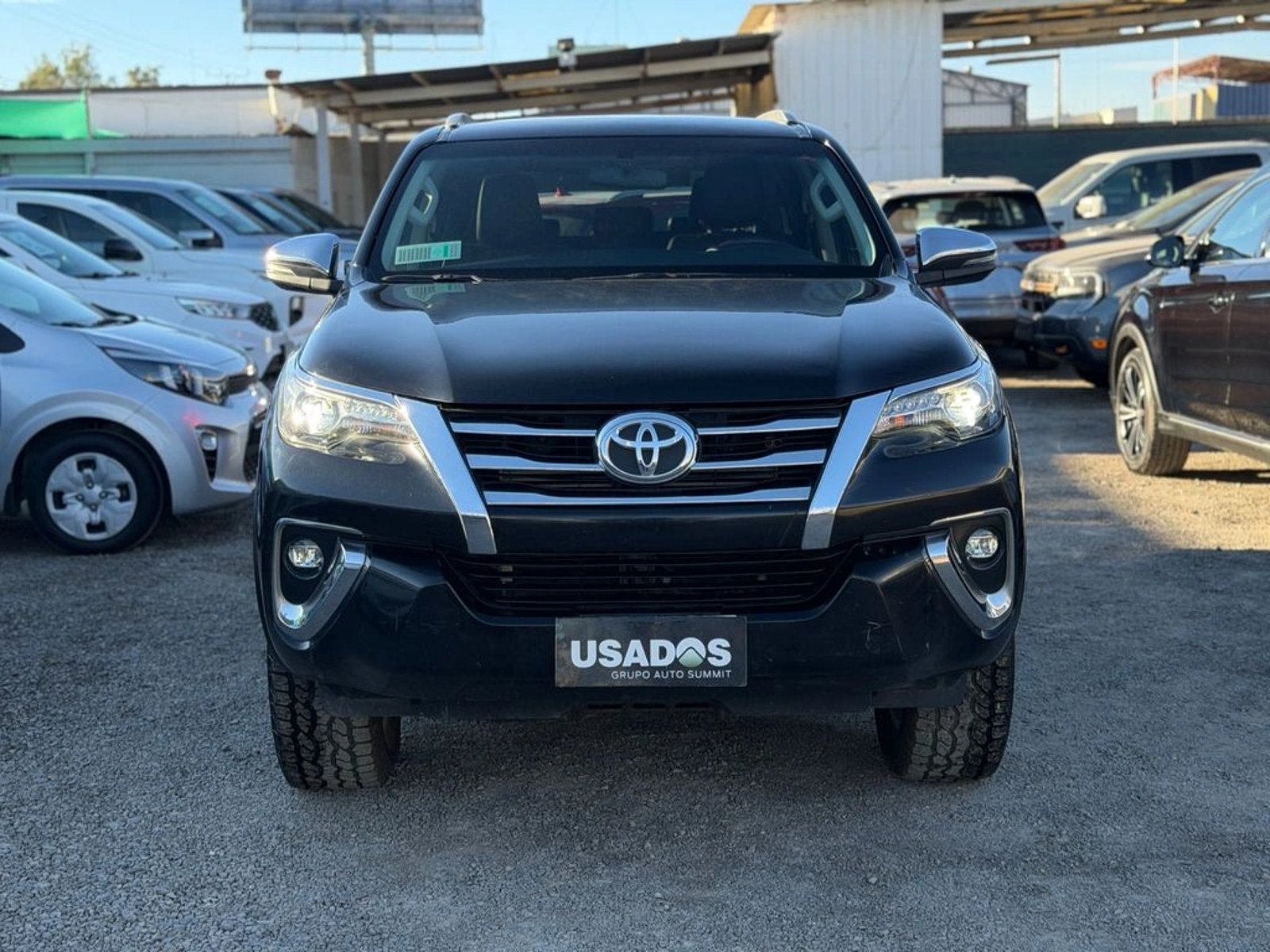 Toyota FORTUNER FORTUNER SRX 2018 - Foto 3 de 11